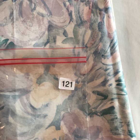 Flat fold material - Picture 6 of 6